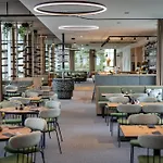 Jufa Hotel 4*