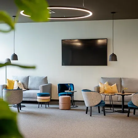 Jufa - Inkl 4h Thermeneintritt In Parktherme باد رادكرسبرغ